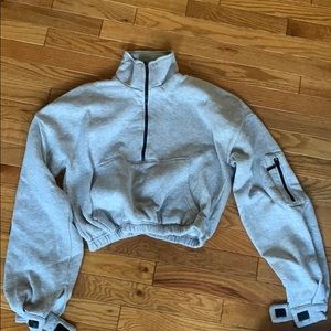 Long sleeve crop too sweater